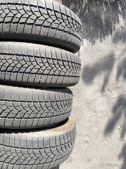 Zimní 195/65 R15 - 2