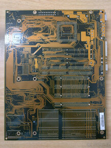 MSI MS-5143 - Socket 7 - čipset Intel 430VX - 2