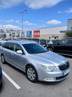 PRODAM VÝMĚNA ŠKODA SUPERB II COMBI - 2