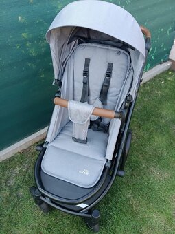 Britax Römer Smile III + vajíčko - 2