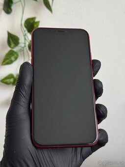 iPhone 11 64GB - záruka, DPH - 2
