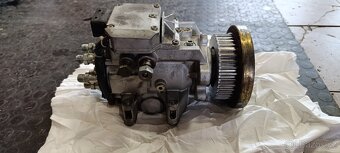 Audi A6 2.5tdi vstřikovací čerpadlo - 2