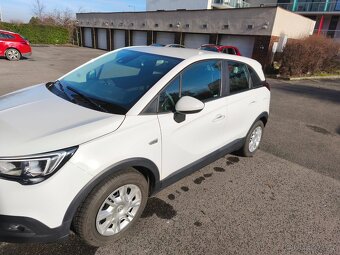 Opel Crrosland X - 2