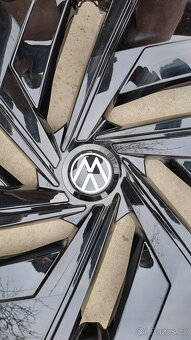 Poklice na Volkswagen ID.4 - 2
