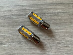 LED 2ks žárovek P21W (patice BA15S) barva žlutá - 2