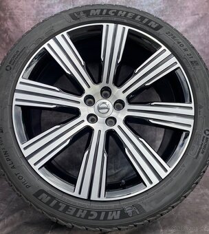 Zimní originalní top sada alu Volvo XC90 275/40R21 107V - 2
