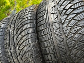 Zimní pneu 245 45 18 Michelin zánovní - 2