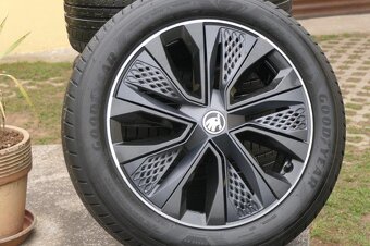 Prodám originál obutá kola Škoda - 2