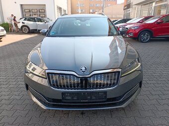 Škoda Superb iV Combi 1.4TSI 160kW DSG - záruka Autodraft - - 2