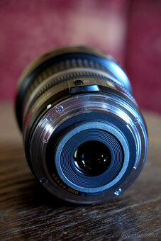 Canon EF-S 17-55mm f/2,8 IS USM - 2