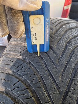 4 ks zimní pneu 215/65/17 Michelin 7 mm - 2