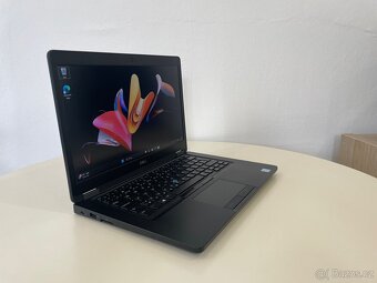 Dell Latitude 5490 • i5 • 16GB • 256GB SSD • FHD IPS • TOP - 2