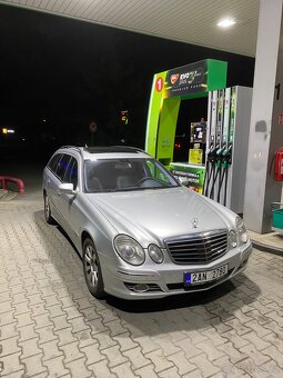 Mercedes-Benz 320 CDI - 2