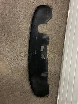 Spoiler zadního nárazníku Fiat 500L - 2