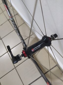 Karbonová kola FSA Vision - 2