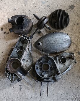 Díly motoru ČZ 150 C - 2