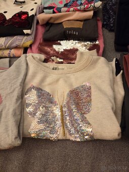 Dívčí oblečení, 5-8 let - 2