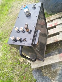 Olejová nádrž - 2