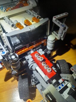 těžké vozidlo LEGO TECHNIC - 2