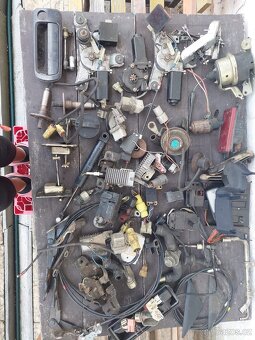 Toyota Supra 3.0 Turbo MkIII MA70 náhradní díly - 2