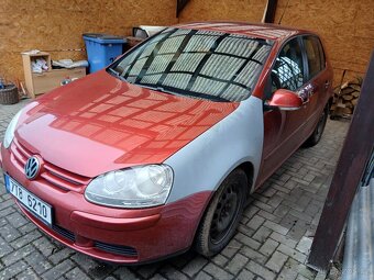 Volkswagen Golf 5 - 2