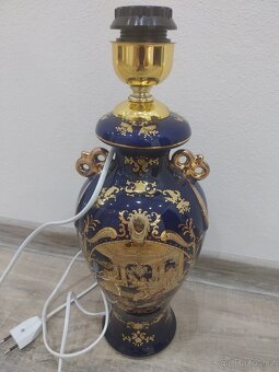 Váza předělaná na lampičku - 2