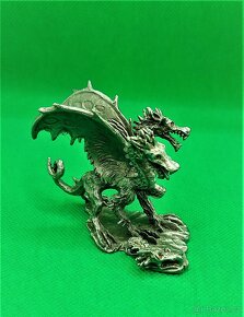 sbírka kovových figur draků - 2