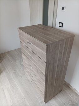 Komoda 5 šuplíků – zachovalá - 2