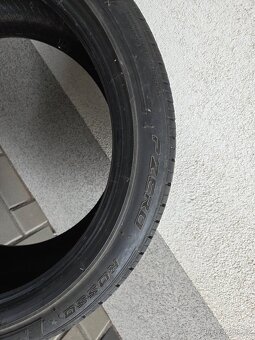 Pirelli 255/40 R19 - 2