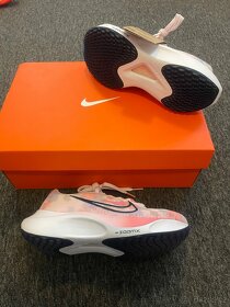 Běžecké boty Nike Zoom Fly 5  vel. 36.5 - 2