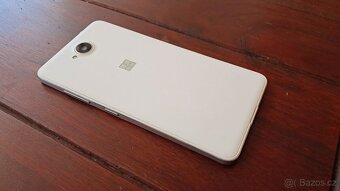 Microsoft Lumia 650 - 2