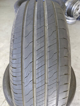 215/65 R17 99V Goodyear EfficientGrip2 letní 4ks zánovní - 2