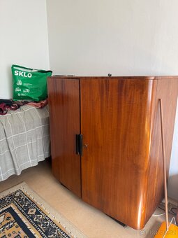 Nábytek po babičce - 2