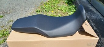 Prodám sedlo na Hondu xl transalp 750 - 2