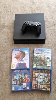 Playstation 4 slim - 2