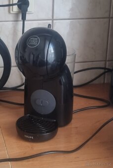 Kávovar dolce gusto - 2