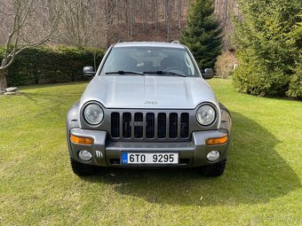 Jeep Cherokee Red River Edition - 2