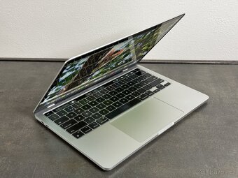 MacBook Pro 13" 2020 M1 / 16GB / 512GB / Silver - 2
