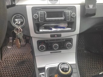 VW Passat B7. 1.6 TDI. 75 kW Rv. 2012 - 2