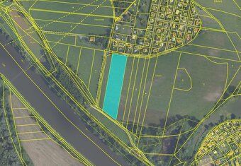 Prodej pozemku přímo u toku řeky Labe - 7 781 m² - kú Káraný - 2