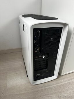 PC Intel Core i7 10700F, RTX 3070 - 2