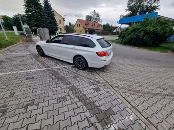 Bmw 520xd F11 M Panorama Bílá perleť - 2