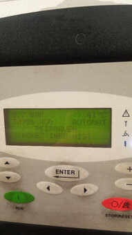 šroubový kompresor Schneider KDV77. - 2
