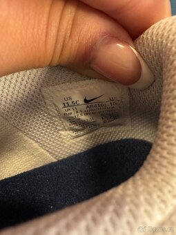 BOTY NIKE - 2