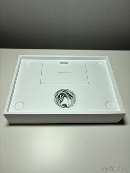Apple MacBook 13” s čipem M2 - 2