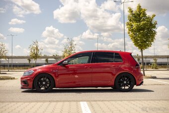 Volkswagen Golf VII (7.5) Facelift R 4x4 - 2