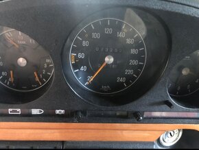 Mercedes 280S W116, najeto 73 tis - 2