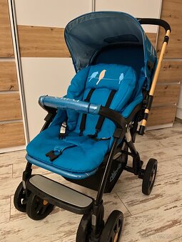 Sportovni kočarek s přehazovací rukojeti - 2