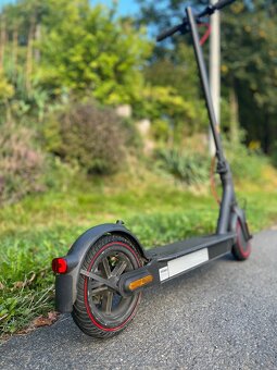 Elektrická koloběžka XIAOMI PRO 2 - 2