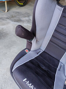 Autosedačka se sklopnými područky - 2